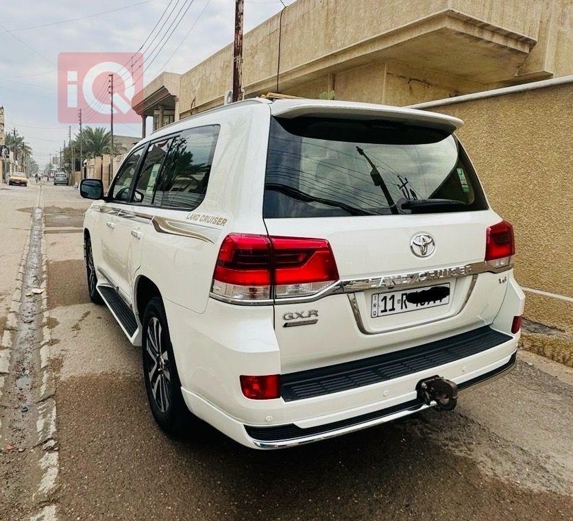 تويوتا لاندكروزر